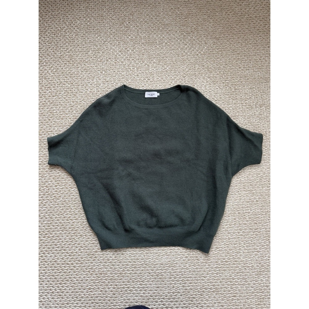 the reset r label sweater. Green 100% Wool, Dolman Sleeve Top. Large